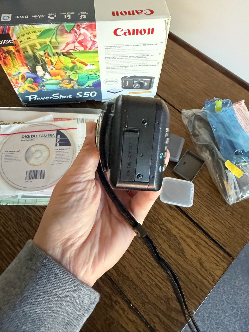 Canon Powershot S50 Digital Camera In Box With Charger Manual Battery - Picture 9 of 14